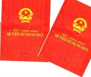 Các khoản phí nào phải nộp khi làm sổ đỏ 2024? Thủ tục làm sổ đỏ lần đầu năm 2024 tại văn phòng đăng ký đất đai như thế nào?