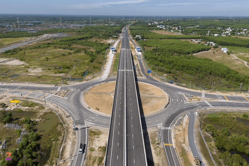 Toàn cảnh 33 km cao tốc Bến Lức - Long Thành sẽ thông xe dịp 30/4.