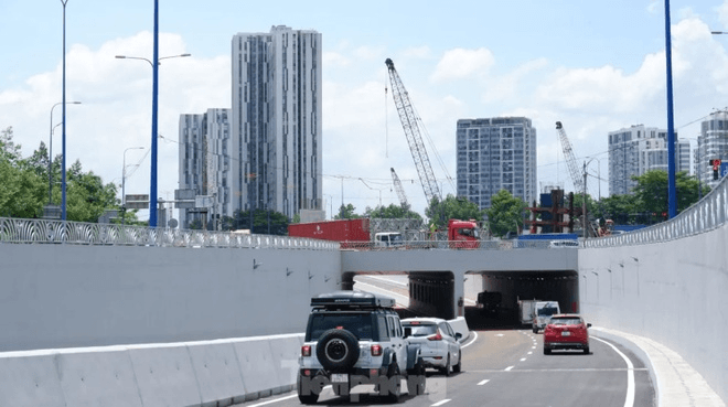Thông xe hầm chui ở nút giao thông lớn nhất TP.HCM